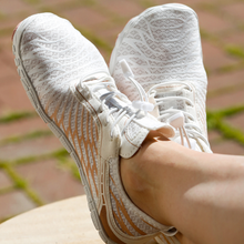Lade das Bild in den Galerie-Viewer, FloraX Pro - ergonomische, schmerzlindernde & wasserdichte Barfußschuhe