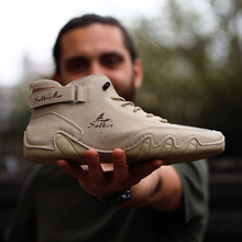 Lade das Bild in den Galerie-Viewer, Alpaka - orthopädische, wasserdichte &amp; rutschfeste Leder-Barfußschuhe
