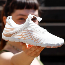 Lade das Bild in den Galerie-Viewer, FloraX Pro - ergonomische, schmerzlindernde &amp; wasserdichte Barfußschuhe
